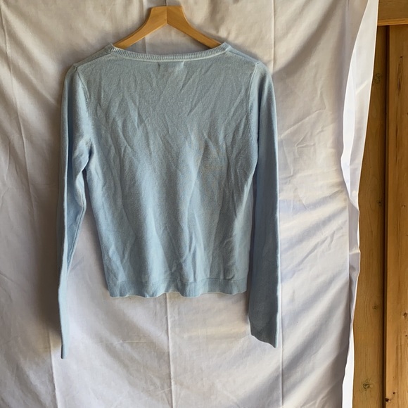Women’s baby blue crew neck - Picture 2 of 4